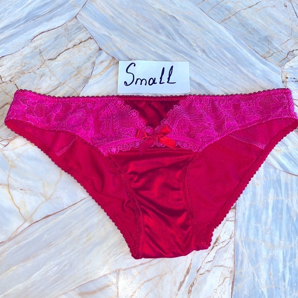 VS DREAM ANGELS FLORAL LACE CHEEKINI PANTY SMALL